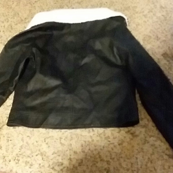 Jacket - Picture 4 of 6